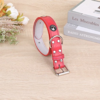 HN24-YDPC506-2 PU leather dog collar in red with star rivet (2)