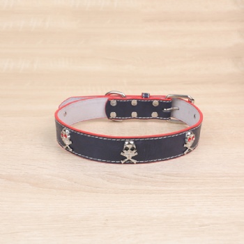 HN24-YDPC503-2 PU leather dog collar in black with skull & crossbones shaped rivet (2)