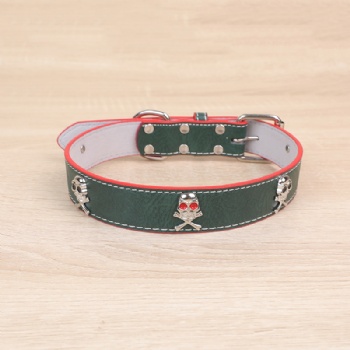 HN24-YDPC503-3 PU leather dog collar in green with skull & crossbones shaped rivet (2)