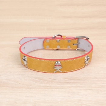 HN24-YDPC503-4 PU leather dog collar in yellow with skull & crossbones shaped rivet (2)